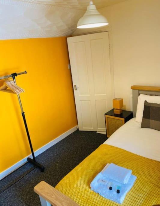 Abertillery Goldcroftヴィラ エクステリア 写真
